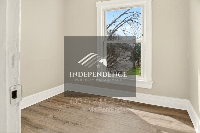 Building Photo - 102 Rockwood Ave