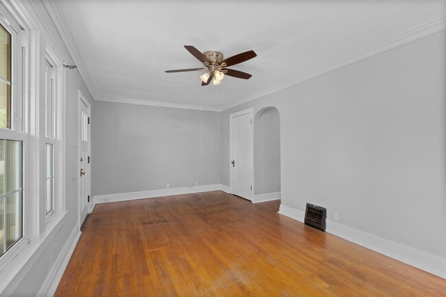Building Photo - 4011 McDonald Ave