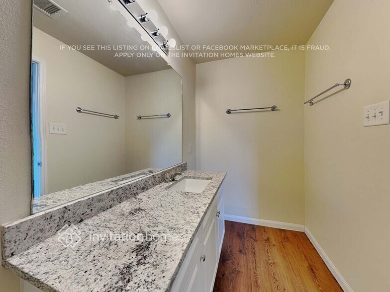 Building Photo - 18826 N Lyford Dr