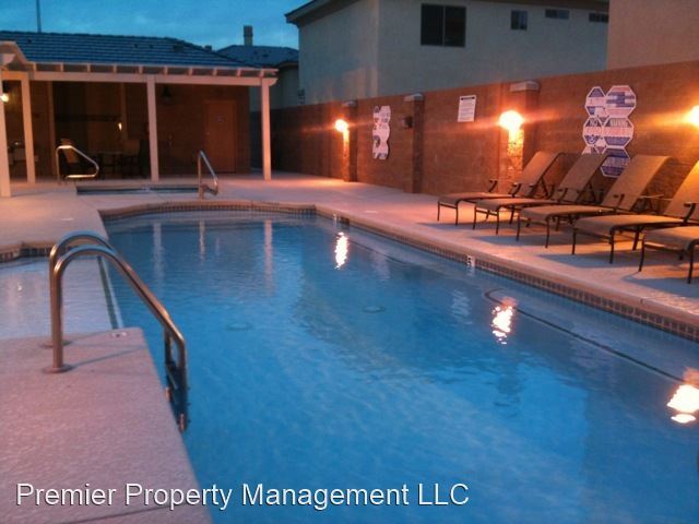 Building Photo - 3 br, 2.5 bath House - 139 Tilbury Ave*