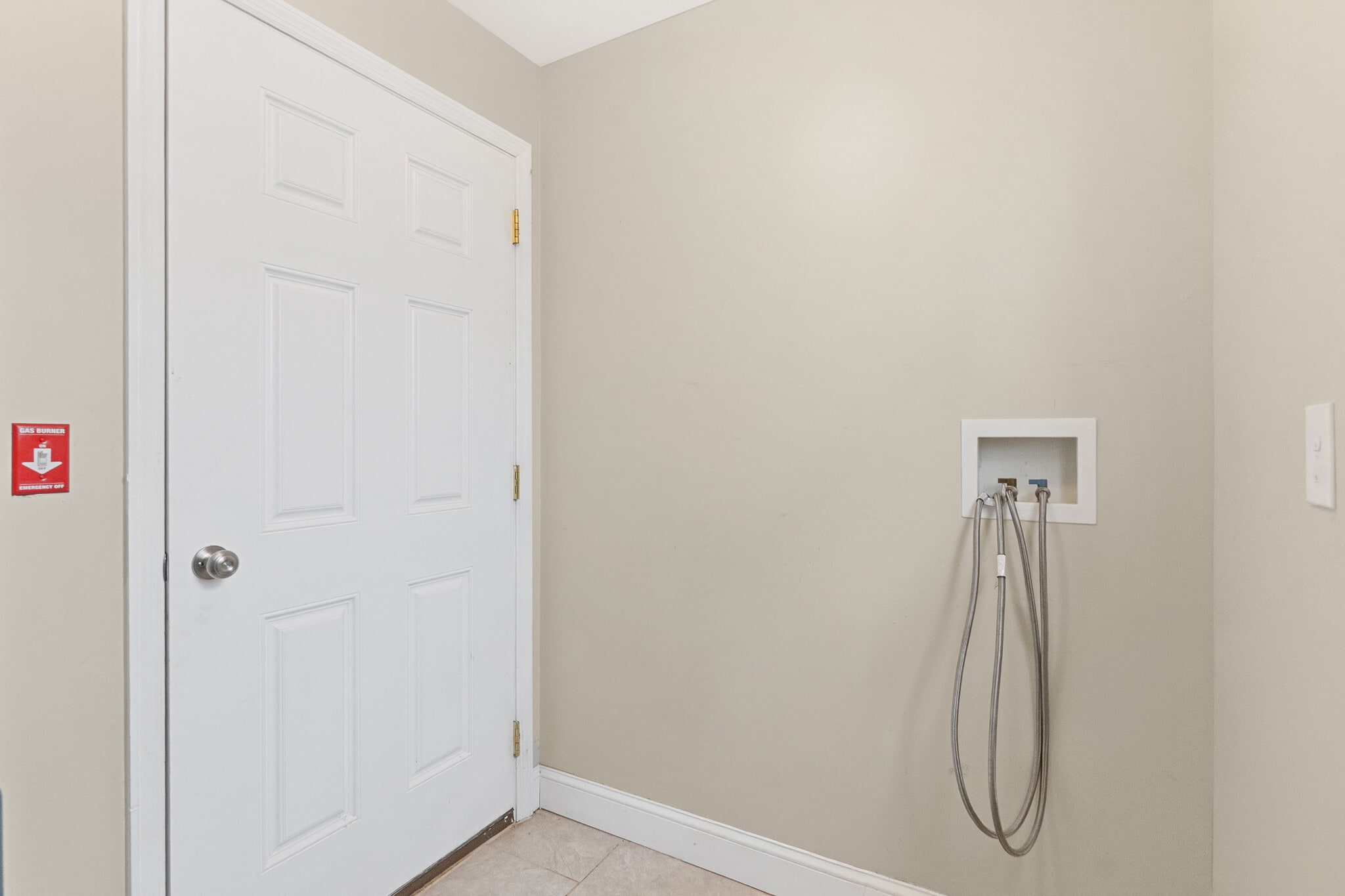 Building Photo - 270 S 20th St