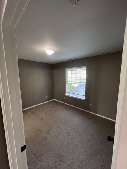 Building Photo - 1611 21st St