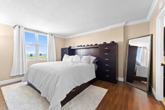 Building Photo - 777 S Federal Hwy