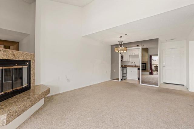 Building Photo - 1508 Circa Del Lago