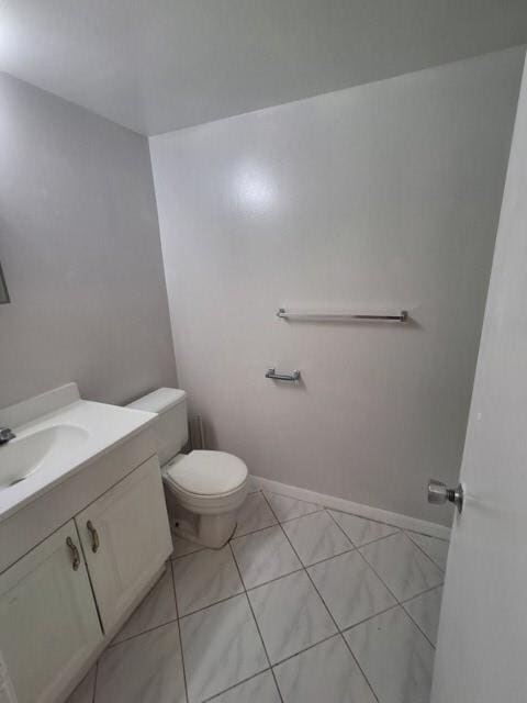 Building Photo - 2771 Riverside Dr