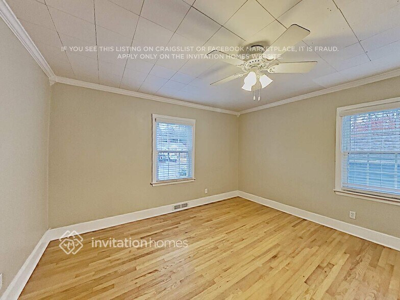 Building Photo - 1417 Seneca Pl