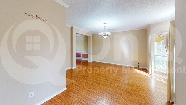 Building Photo - 402 Baltusrol Cir