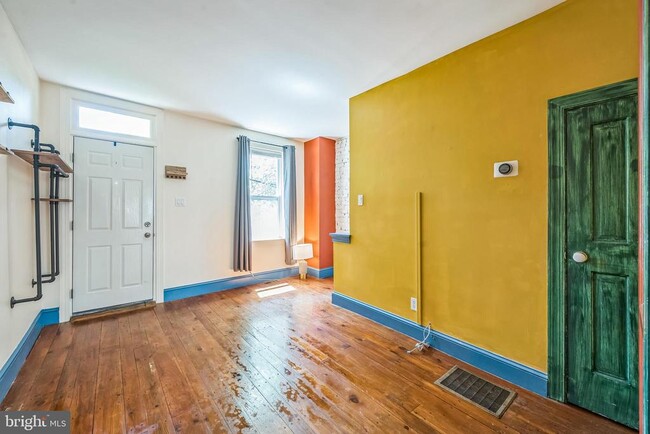 Building Photo - 3563 Lafayette St