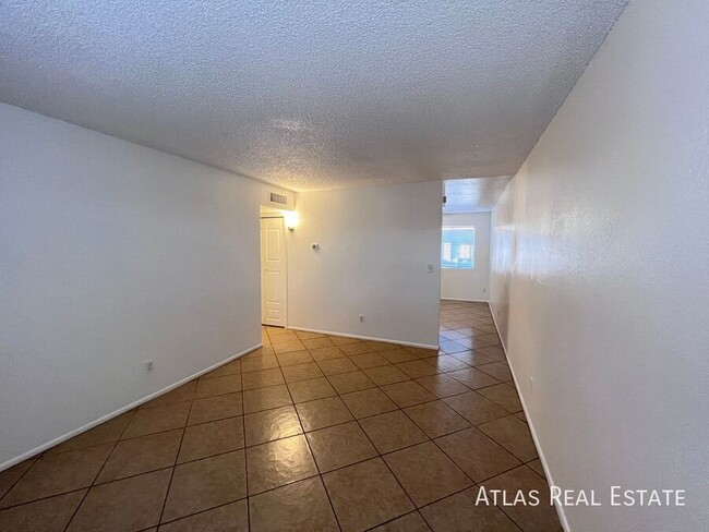Building Photo - 8315 N 61st Ave