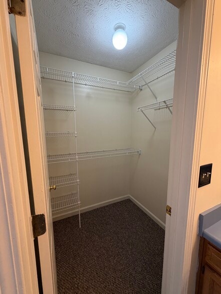 Building Photo - 150 Cypress Dr