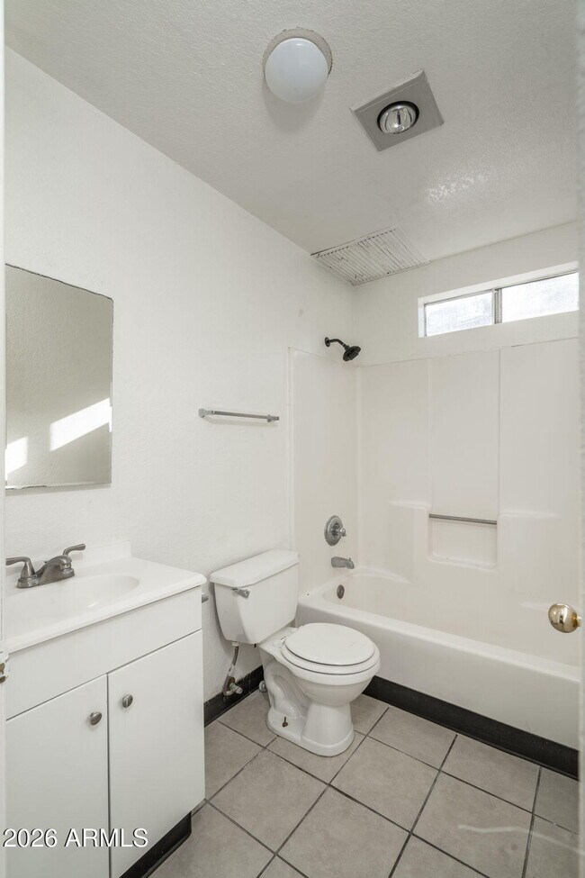 Building Photo - 4224 Canyon Trail