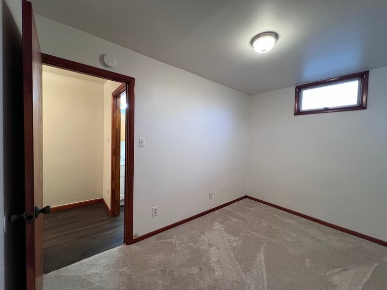 Building Photo - 184 Pennsylvania Ave