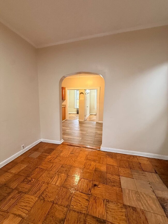 Building Photo - 2264 Pacific St