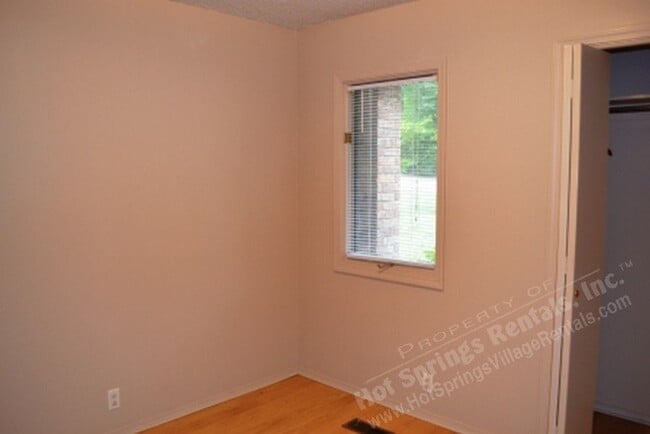 Building Photo - Cortez Courts | Townhome| Unfurnished