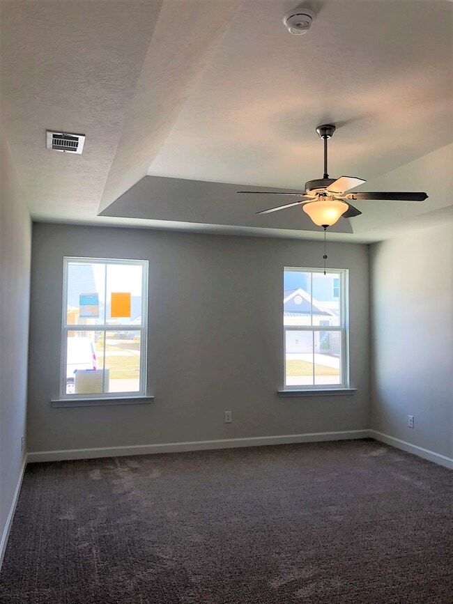 Building Photo - 3056 Stanhope Dr