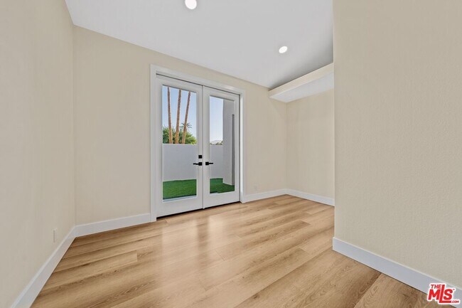 Building Photo - 70895 Ironwood Dr
