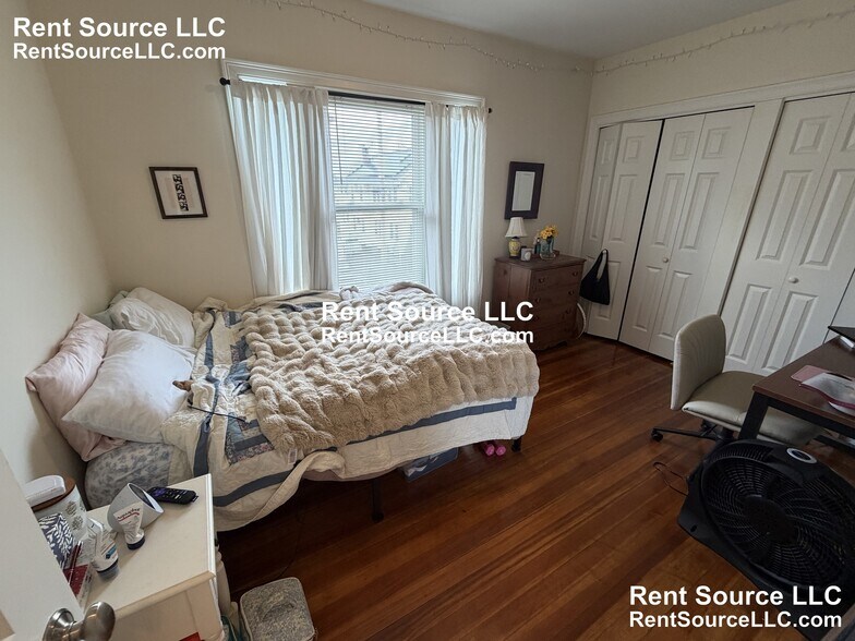 Building Photo - 23 Willard Ave