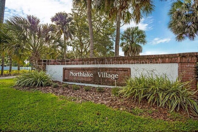 Building Photo - 1406 Northlake Dr