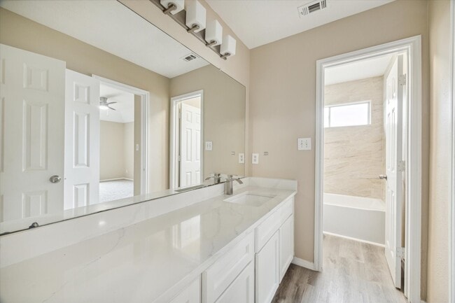 Building Photo - 17426 Little Riata Dr