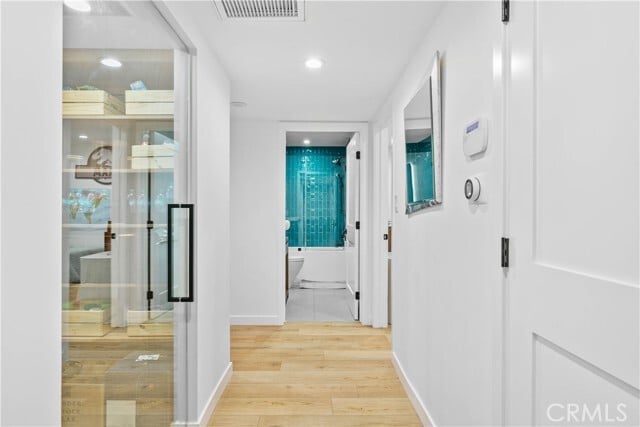 Building Photo - 635 E Magnolia Blvd