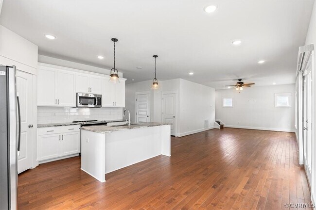 Building Photo - 4142 Tosh Ln