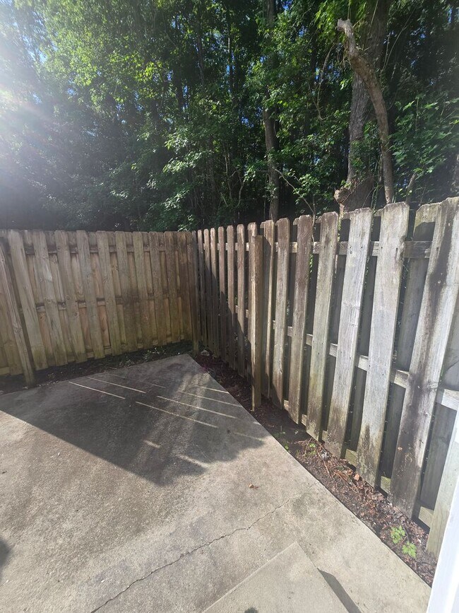 Building Photo - Savannah 2 Bed Townhome for Rent