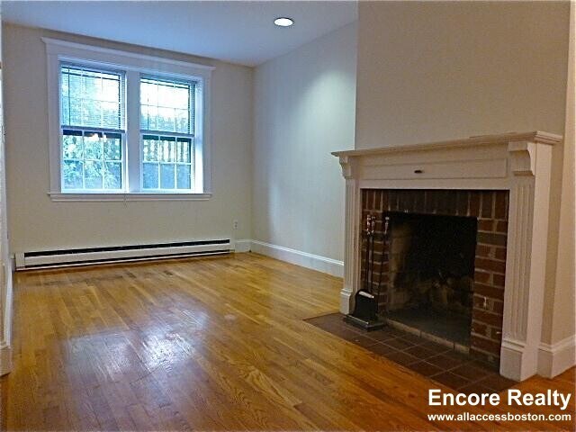 Building Photo - 80 West Cedar St