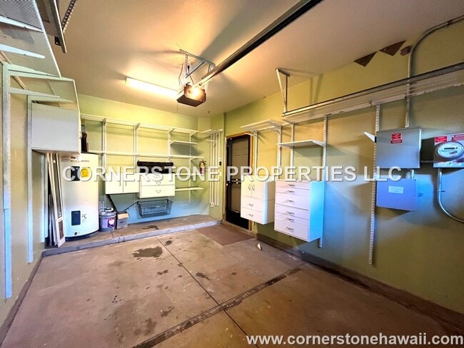 Building Photo - 92-1123-1123 Panana St