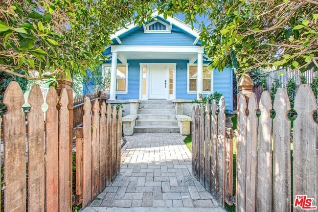 Building Photo - 951 Hilldale Ave