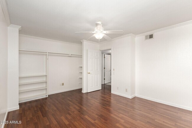 Building Photo - 6767 N 7th St
