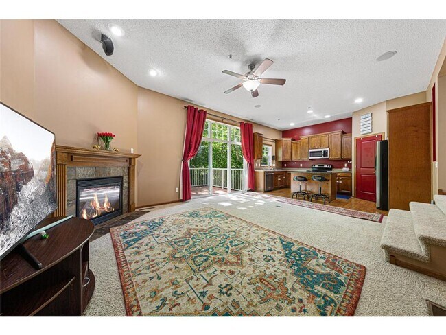 Building Photo - 5037 Dunkirk Pl N
