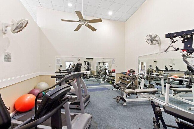 Building Photo - 3590 S Ocean Blvd