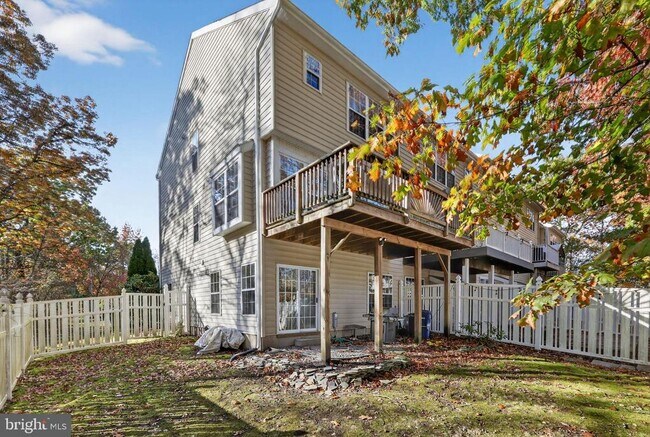 Building Photo - 37 Jessica Ct