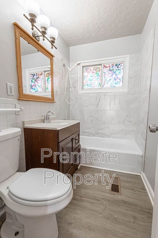 Building Photo - 7600 E 50th St