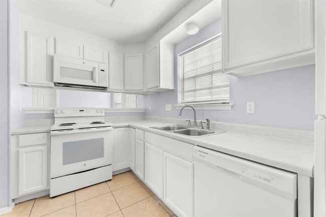 Building Photo - 3802 Foust Trail