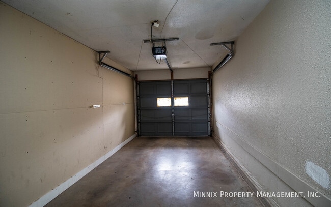 Building Photo - 1602 58th St