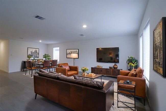 Building Photo - 2511 Night Emerald Dr