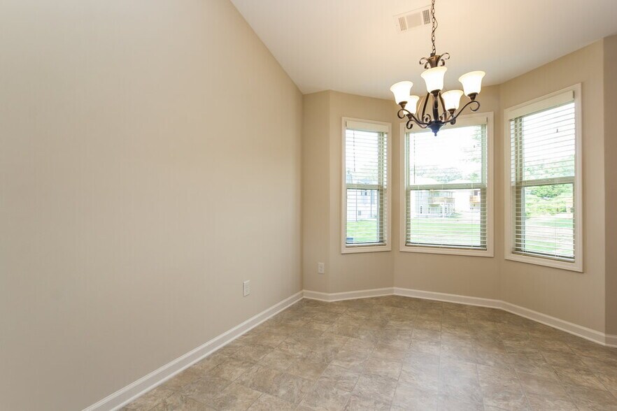 Building Photo - 101 Skylar Ct
