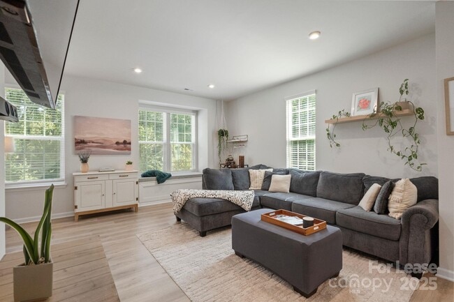 Building Photo - 4113 Edenborn Ln