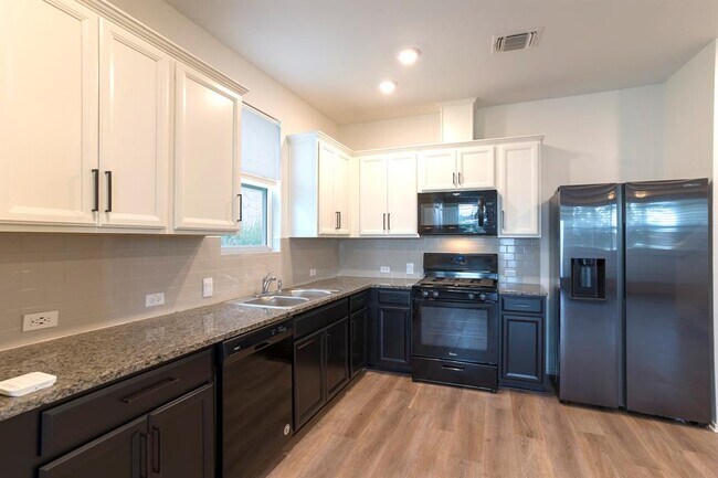 Building Photo - 7312 Harmony Shoals Bnd