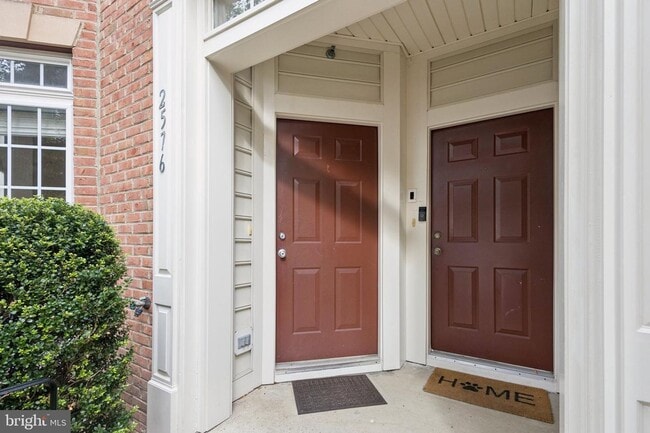 Building Photo - Welcome to Potomac Club—an amenity-packed, gated community!