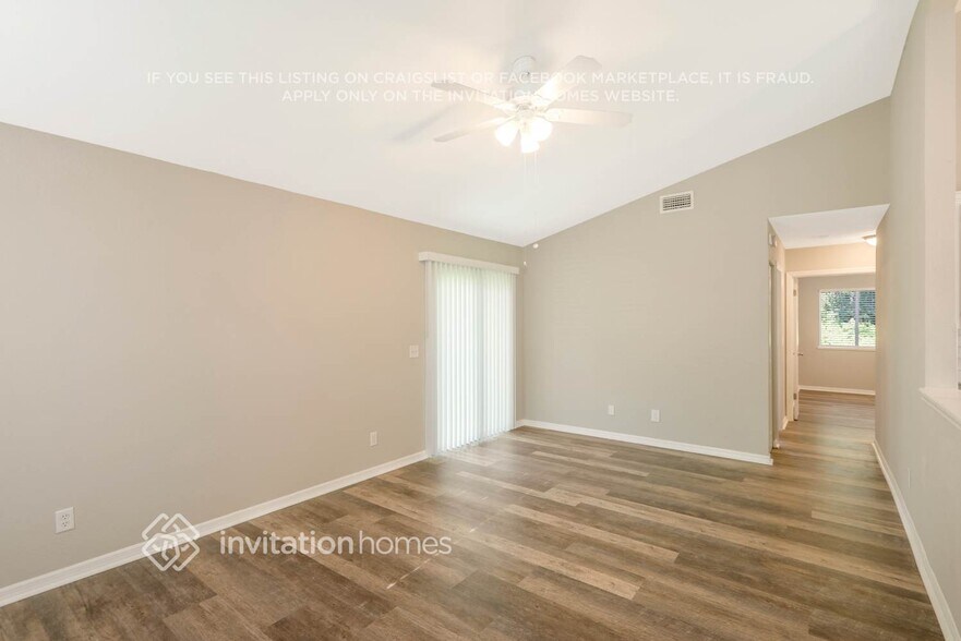 Building Photo - 8234 Riverboat Dr