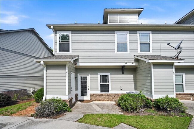 Building Photo - 211 Oconee River Cir