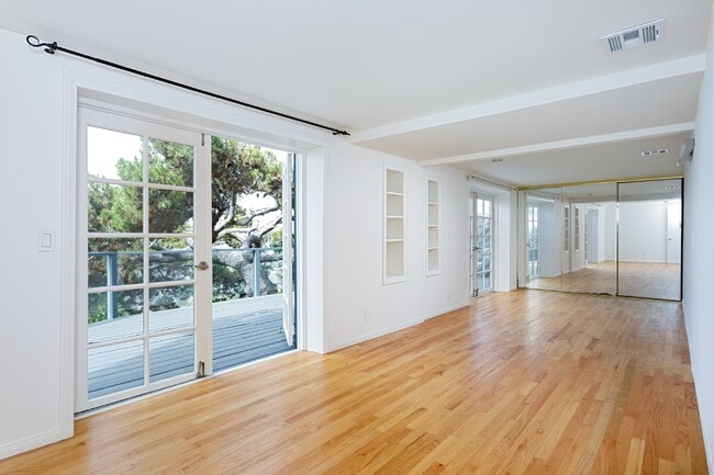 Building Photo - Coastal Elegance Meets Everyday Luxury