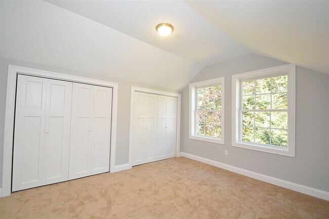 Building Photo - 53 1st NH Turnpike