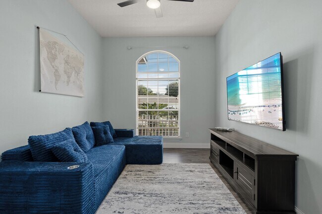 Building Photo - 329 Sailfish Cir