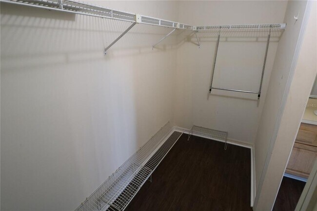 Building Photo - 5424 Saddlebrook Way