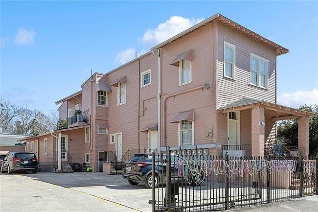 Building Photo - 1431 Saint Andrew St
