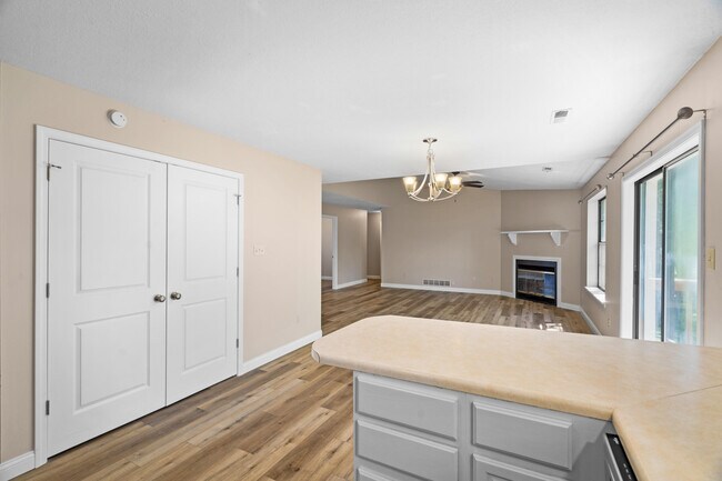 Building Photo - 3609 Madera Dr