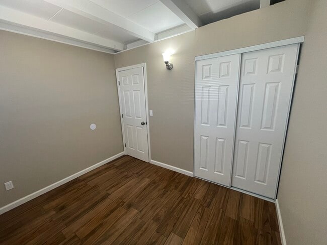 Building Photo - 1130 Mojave Dr